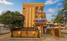 Fabhotel Rallkmas Cyber City